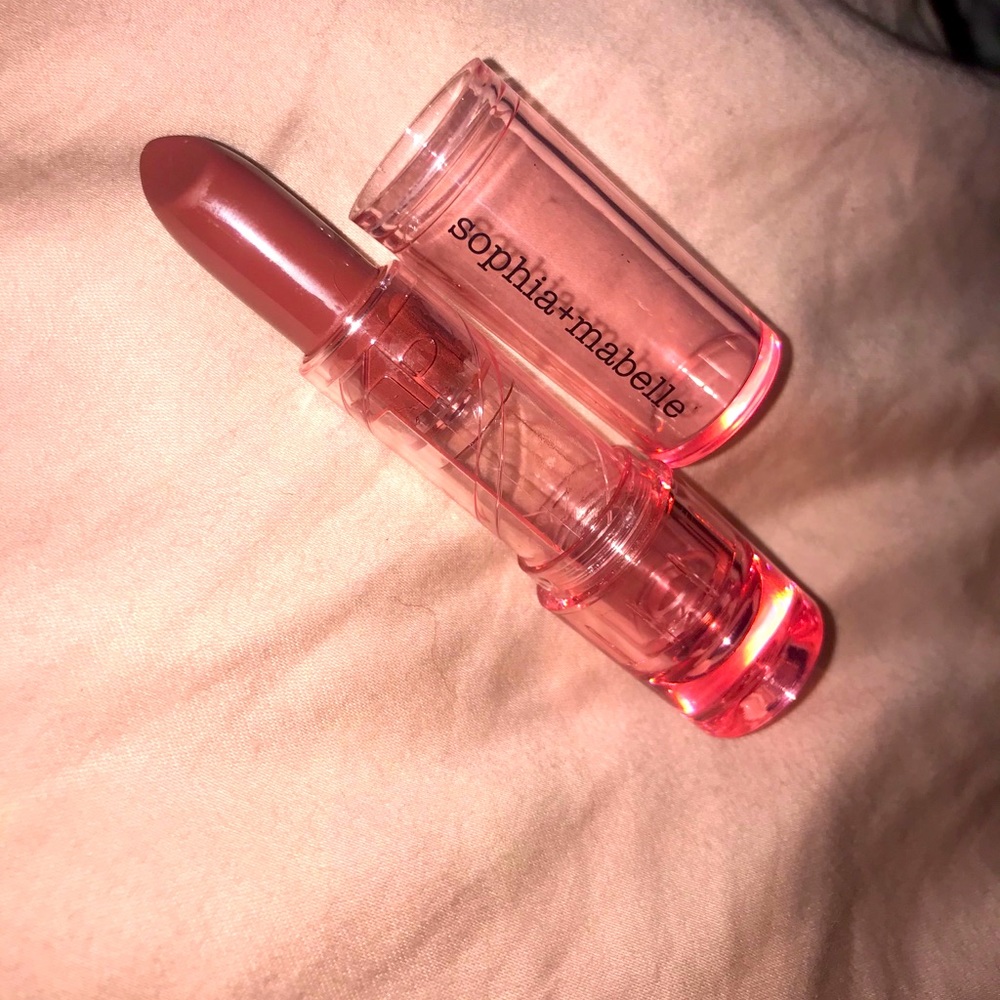 SOFIA MABELLE LIP STICK!!! Beautiful color!!!